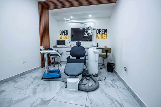 Slider image (2) Dental Del Rio